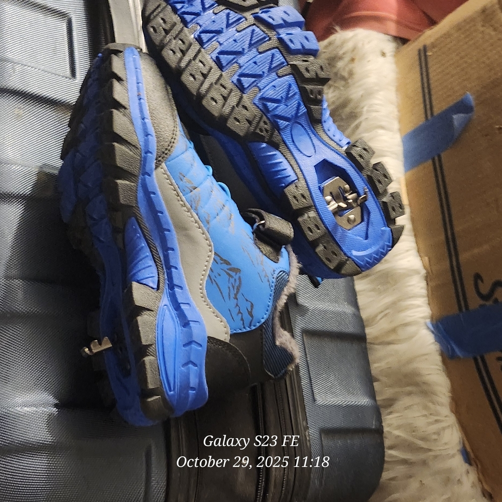 Keep Your Kids From Falling This Winter Boots!
